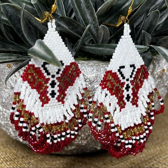 Gorgeous Seed Bead Native American Style Pierced Earrings Butterfly Maroon Gold - Picture 3 of 8